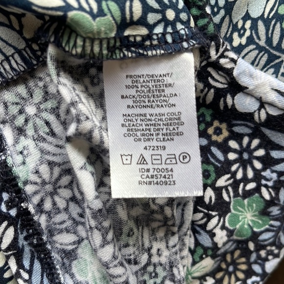 Floral LOFT blouse - Picture 7 of 9